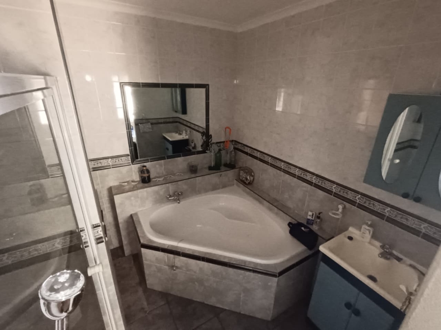 4 Bedroom Property for Sale in Cashan North West